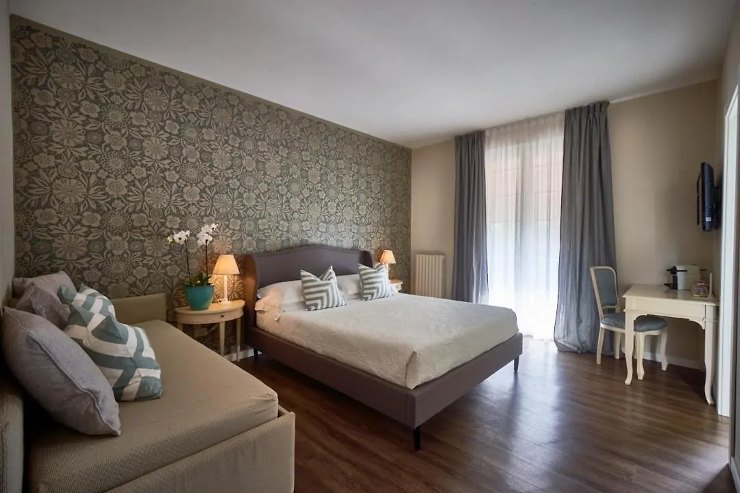 Hotel Clodia - Adults Only Sirmione 3*,