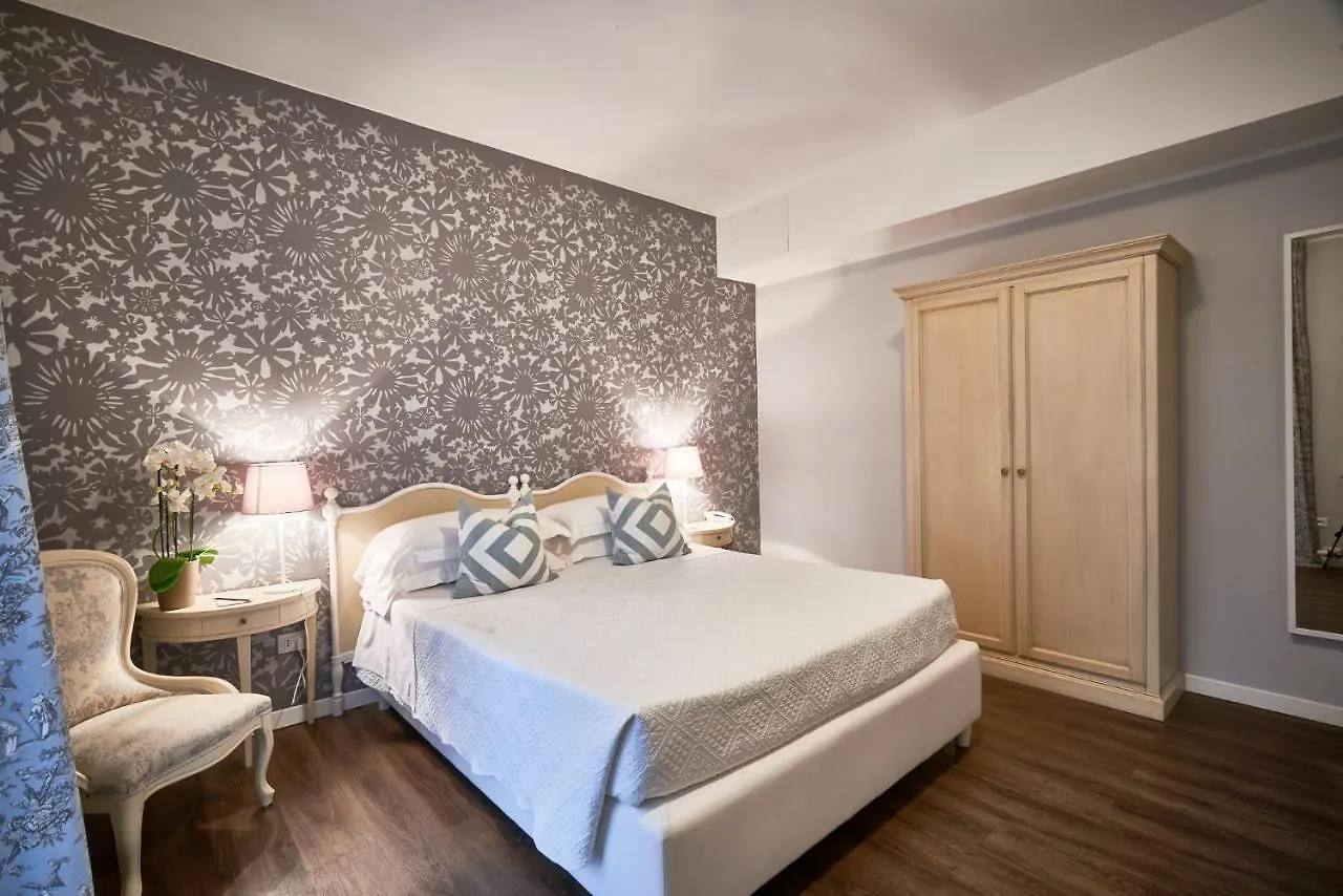 Hotel Clodia - Adults Only 3*, Sirmione Italy