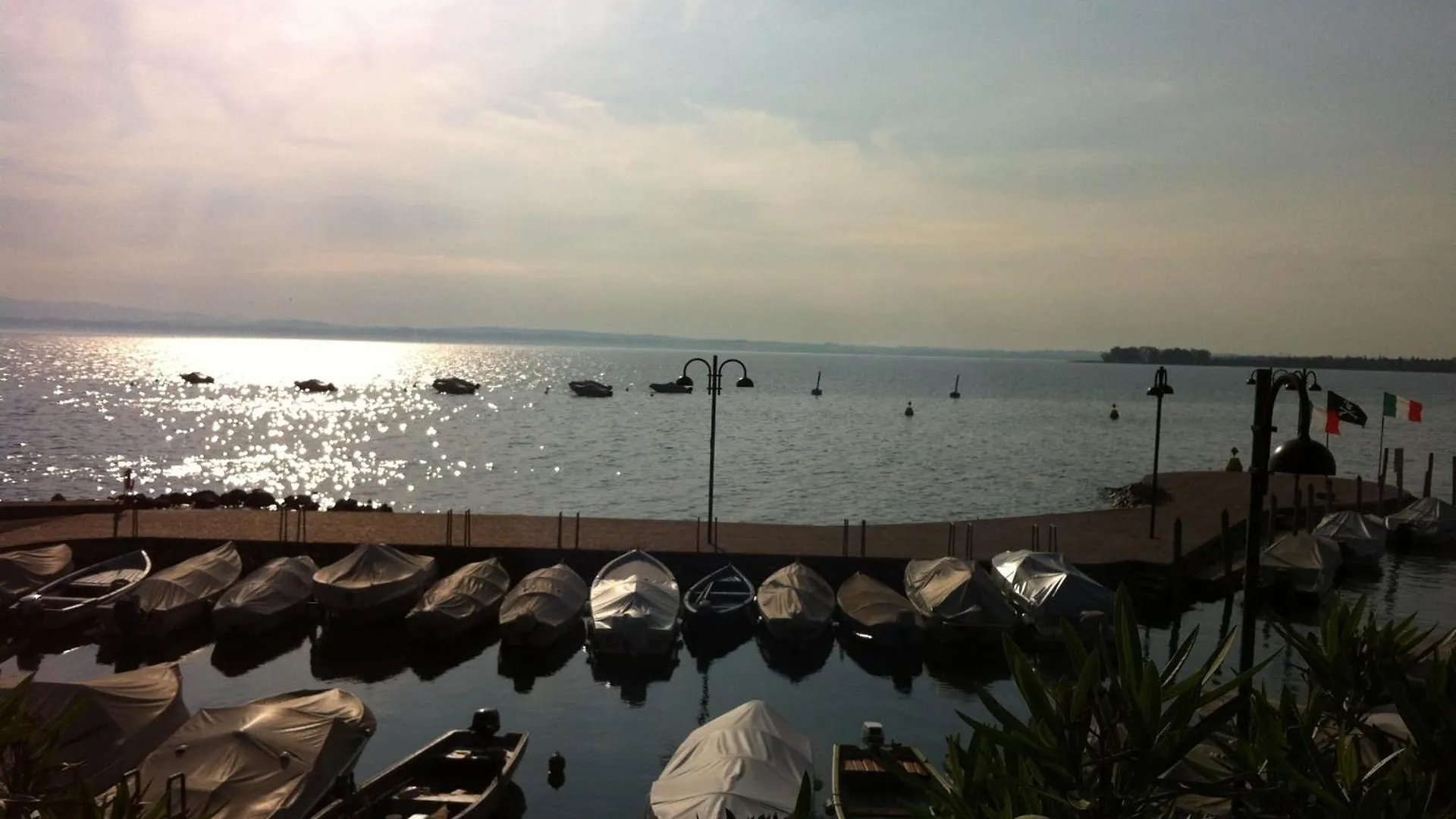 Hotel Clodia - Adults Only Сирмионе